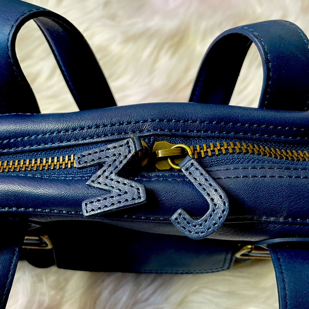 Marc Jacobs Navy Blue Leather Satchel with Gold Hardware - Picture 2 of 7